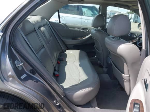 2000 Honda Accord EX with VIN 1HGCG566XYA154787, listed as a IAAI auction lot 42121628 with 225,306 mi miles and . Bid and sale history available at DreamBid. Image 8.