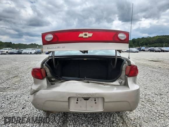 2004 Chevrolet Cavalier LS с VIN 1G1JF52F647320219, выставлен на аукционе Copart как лот 84404085 с пробегом 166 802 миль миль и Списание • Salvage title. История ставок и продаж доступна на DreamBid. Изображение 6.