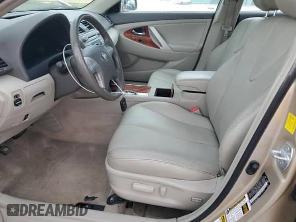 2011 Toyota Camry LE with VIN 4T1BK3EK8BU127164, listed as a Copart auction lot 86255995 with 88,677 mi miles and Clean title. Bid and sale history available at DreamBid. Image 7.