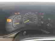 2000 Chevrolet Silverado 1500 LS z VIN 2GCEC19T9Y1301432, wystawiony jako Copart lot #85689035 z przebiegiem 286 067 mil mil oraz Szkoda całkowita • Salvage title. Historia ofert i sprzedaży dostępna na DreamBid. Obrazek 9.