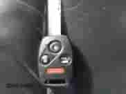 2015 Honda Pilot Touring z VIN 5FNYF4H99FB031205, wystawiony jako IAAI lot #43533659 z przebiegiem 233 040 mil mil oraz . Historia ofert i sprzedaży dostępna na DreamBid. Obrazek 11.