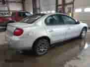 2004 Dodge Neon SXT z VIN 1B3ES56C94D593209, wystawiony jako IAAI lot #41621999 z przebiegiem 89 698 mil mil oraz . Historia ofert i sprzedaży dostępna na DreamBid. Obrazek 4.