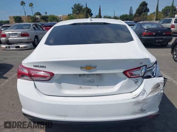 2019 Chevrolet Malibu LT с VIN 1G1ZD5STXKF166146, выставлен на аукционе IAAI как лот 43262820 с пробегом 98 577 миль миль и . История ставок и продаж доступна на DreamBid. Изображение 16.