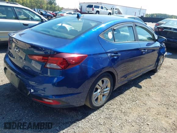 2019 Hyundai Elantra Value Edition с VIN 5NPD84LF1KH421023, выставлен на аукционе IAAI как лот 43179804 с пробегом 110 604 миль миль и . История ставок и продаж доступна на DreamBid. Изображение 4.