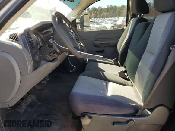 2007 Chevrolet Silverado 3500HD DRW Work Truck с VIN 1GCJC33K57F536458, выставлен на аукционе Copart как лот 46265465 с пробегом 211 752 миль миль и Списание • Salvage title. История ставок и продаж доступна на DreamBid. Изображение 7.