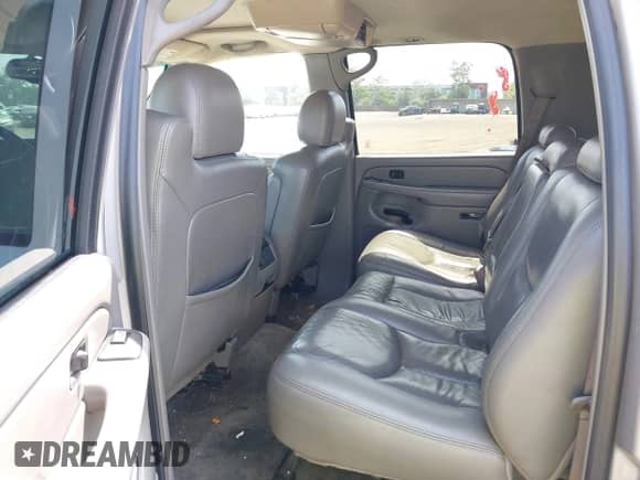 2005 Chevrolet Suburban LT с VIN 1GNEC16Z35J118674, выставлен на аукционе IAAI как лот 42465242 с пробегом 155 791 миль миль и . История ставок и продаж доступна на DreamBid. Изображение 8.