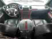 2009 Cadillac Escalade z VIN 1GYFC13279R243568, wystawiony jako Copart lot #49336995 z przebiegiem 166 290 mil mil oraz Szkoda całkowita • Salvage title. Historia ofert i sprzedaży dostępna na DreamBid. Obrazek 8.