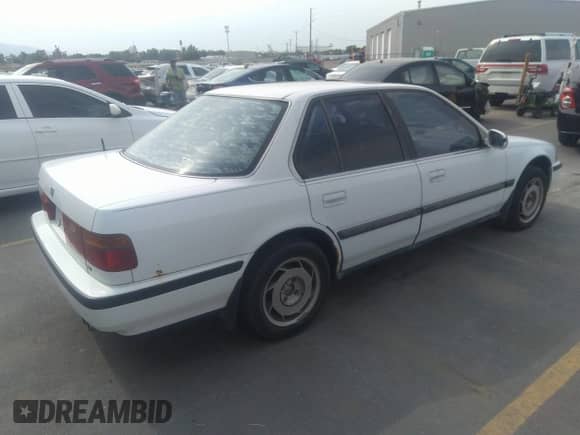 1991 Honda Accord with VIN JHMCB7665MC072357, listed as a IAAI auction lot 31145118 with 278,765 mi miles and . Bid and sale history available at DreamBid. Image 4.