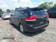 2013 Toyota Sienna XLE с VIN 5TDDK3DC8DS064047, выставлен на аукционе IAAI как лот 42755455 с пробегом 143 604 миль миль и . История ставок и продаж доступна на DreamBid. Изображение 3.
