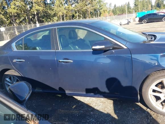 2014 Nissan Maxima SV with VIN 1N4AA5AP8EC438142, listed as a IAAI auction lot 43442495 with Not provided miles and . Bid and sale history available at DreamBid. Image 12.