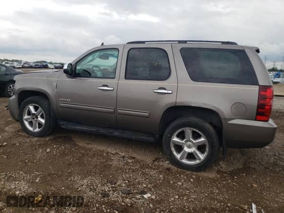 2011 Chevrolet Tahoe LS с VIN 1GNSKAE05BR179000, выставлен на аукционе Copart как лот 71307315 с пробегом 158 165 миль миль и Списание • Salvage title. История ставок и продаж доступна на DreamBid. Изображение 2.