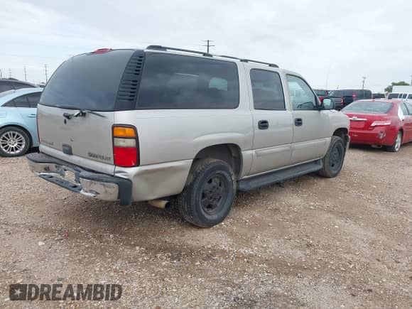 2004 Chevrolet Suburban LT с VIN 3GNEC16Z64G279472, выставлен на аукционе IAAI как лот 43316718 с пробегом 171 250 миль миль и . История ставок и продаж доступна на DreamBid. Изображение 4.
