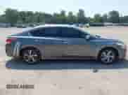 2015 Nissan Altima S с VIN 1N4AL3AP1FN864548, выставлен на аукционе IAAI как лот 42833684 с пробегом 185 322 миль миль и . История ставок и продаж доступна на DreamBid. Изображение 13.