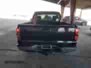 2006 Chevrolet Silverado 1500 Work Truck с VIN 1GCEC14V26Z133405, выставлен на аукционе Copart как лот 68548305 с пробегом 73 598 миль миль и Списание • Salvage title. История ставок и продаж доступна на DreamBid. Изображение 6.