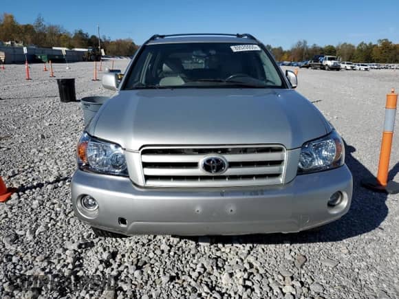 2004 Toyota Highlander with VIN JTEEP21A340037601, listed as a Copart auction lot 89520955 with 142,866 mi miles and Clean title. Bid and sale history available at DreamBid. Image 5.