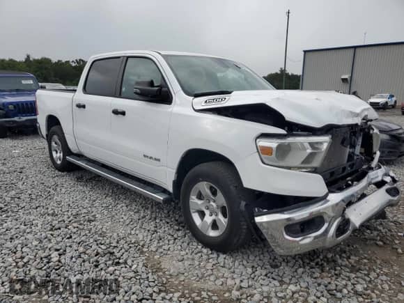 2023 Ram 1500 Big Horn z VIN 1C6RREFT3PN564838, wystawiony jako Copart lot #86040275 z przebiegiem Nie podano mil oraz Czysty tytuł • Clean title. Historia ofert i sprzedaży dostępna na DreamBid. Obrazek 4.