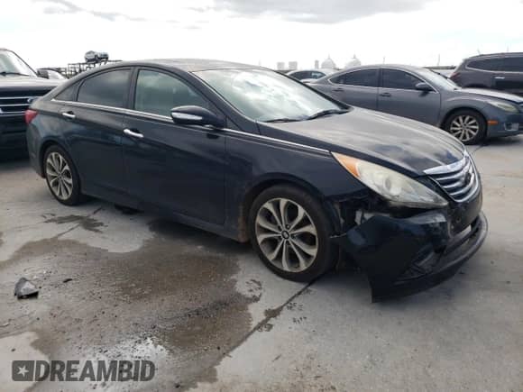 2014 Hyundai Sonata Limited with VIN 5NPEC4AB0EH821033, listed as a Copart auction lot 61915955 with 106,157 mi miles and Salvage title. Bid and sale history available at DreamBid. Image 4.