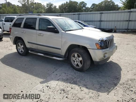 2007 Jeep Grand Cherokee Laredo с VIN 1J8GS48K77C538623, выставлен на аукционе Copart как лот 72097635 с пробегом Не указан миль и Чистый • Clean title. История ставок и продаж доступна на DreamBid. Изображение 4.