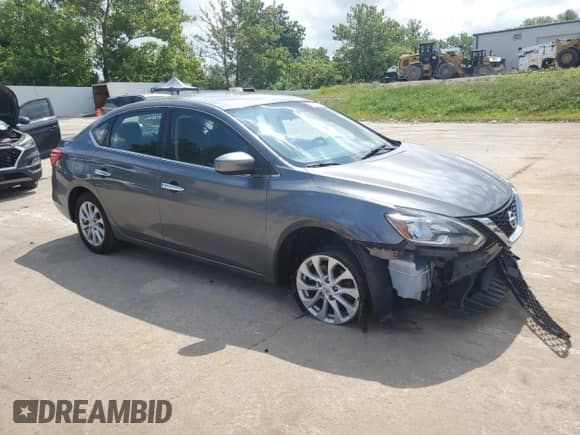 2019 Nissan Sentra SV z VIN 3N1AB7APXKY318044, wystawiony jako Copart lot #67408985 z przebiegiem 107 171 mil mil oraz Szkoda całkowita • Salvage title. Historia ofert i sprzedaży dostępna na DreamBid. Obrazek 4.