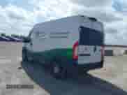 2020 Ram ProMaster Cargo z VIN 3C6TRVBG9LE105908, wystawiony jako IAAI lot #42561631 z przebiegiem 84 524 mil mil oraz . Historia ofert i sprzedaży dostępna na DreamBid. Obrazek 3.