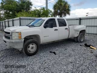 2013 Chevrolet Silverado 1500 with VIN 1GC4CZCG6DF221868, listed as a Copart auction lot 63277495 with 271,694 mi miles and Salvage title. Bid and sale history available at DreamBid. Image 1.