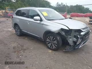 2020 Mitsubishi Outlander SE z VIN JA4AD3A30LZ021489, wystawiony jako IAAI lot #42216852 z przebiegiem 99 971 mil mil oraz . Historia ofert i sprzedaży dostępna na DreamBid. Obrazek 1.