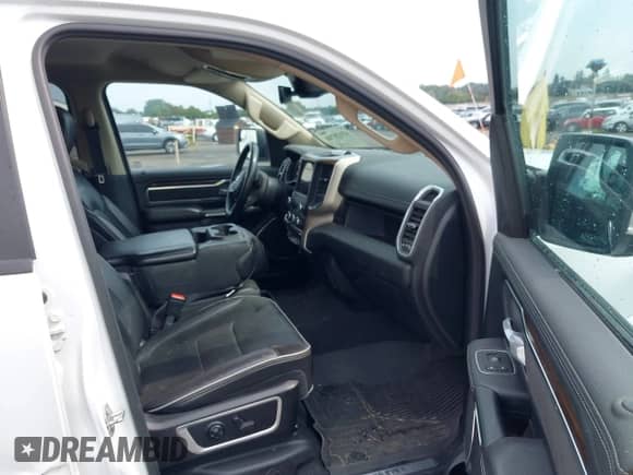 2021 Ram 1500 Laramie с VIN 1C6SRFJT2MN560709, выставлен на аукционе IAAI как лот 43129700 с пробегом 49 315 миль миль и . История ставок и продаж доступна на DreamBid. Изображение 5.