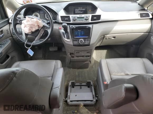 2015 Honda Odyssey Touring Elite с VIN 5FNRL5H94FB054149, выставлен на аукционе Copart как лот 81888025 с пробегом 132 603 миль миль и Списание • Salvage title. История ставок и продаж доступна на DreamBid. Изображение 8.