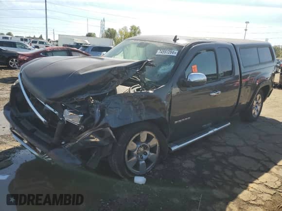 2010 GMC Sierra 1500 SLT z VIN 1GTSKWE32AZ114796, wystawiony jako Copart lot #74597204 z przebiegiem Nie podano mil oraz Szkoda całkowita • Salvage title. Historia ofert i sprzedaży dostępna na DreamBid. Obrazek 1.