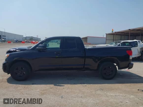 2007 Toyota Tundra Limited z VIN 5TBRV58107S450170, wystawiony jako IAAI lot #43183865 z przebiegiem 226 561 mil mil oraz . Historia ofert i sprzedaży dostępna na DreamBid. Obrazek 14.