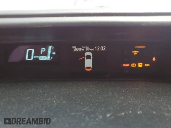 2014 Toyota Prius Two z VIN JTDKDTB33E1573515, wystawiony jako Copart lot #85299835 z przebiegiem 58 308 mil mil oraz Szkoda całkowita • Salvage title. Historia ofert i sprzedaży dostępna na DreamBid. Obrazek 9.