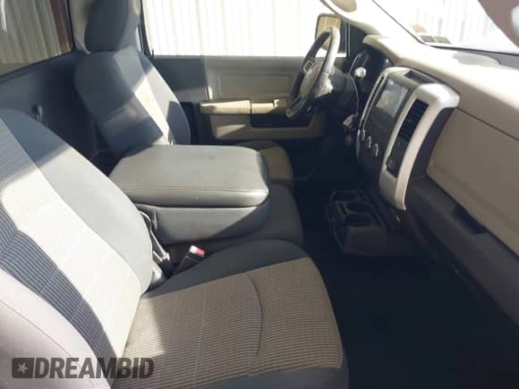 2010 Dodge 1500 Sport z VIN 3D7JV1ET4AG183565, wystawiony jako IAAI lot #41261584 z przebiegiem 124 281 mil mil oraz . Historia ofert i sprzedaży dostępna na DreamBid. Obrazek 5.