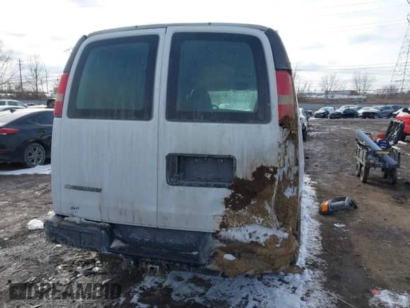 2010 Chevrolet Express Cargo с VIN 1GCUGADX6A1154119, выставлен на аукционе IAAI как лот 41608254 с пробегом 156 816 миль миль и . История ставок и продаж доступна на DreamBid. Изображение 17.
