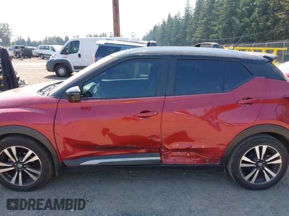 2020 Nissan Kicks SR с VIN 3N1CP5DV3LL485868, выставлен на аукционе IAAI как лот 43104999 с пробегом 119 744 миль миль и . История ставок и продаж доступна на DreamBid. Изображение 6.