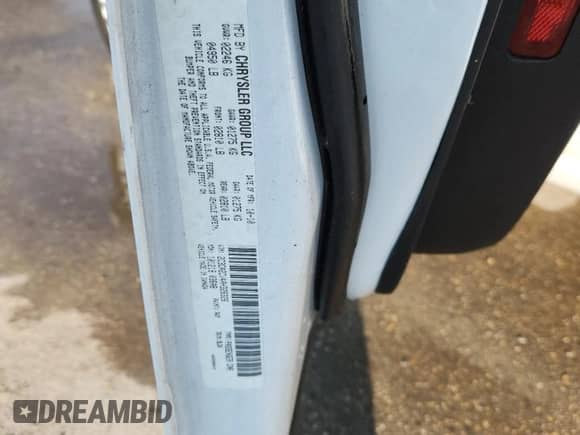 2010 Chrysler 300 S with VIN 2C3CA2CV4AH328326, listed as a Copart auction lot 71128315 with 122,788 mi miles and Salvage title. Bid and sale history available at DreamBid. Image 13.