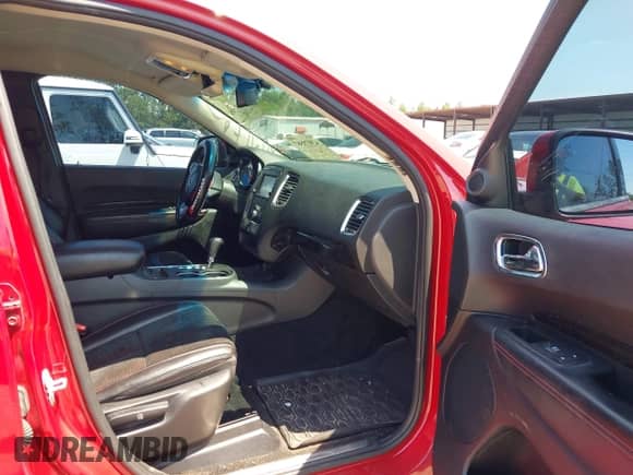 2012 Dodge Durango R/T с VIN 1C4SDHCT2CC330517, выставлен на аукционе IAAI как лот 43079587 с пробегом 172 949 миль миль и . История ставок и продаж доступна на DreamBid. Изображение 5.