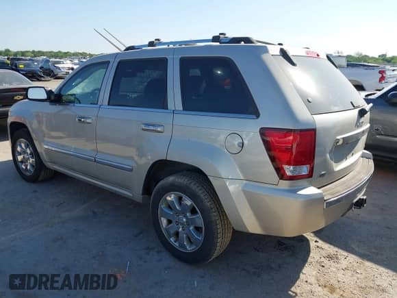 2008 Jeep Grand Cherokee Overland с VIN 1J8HS68268C192341, выставлен на аукционе IAAI как лот 42019307 с пробегом 99 003 миль миль и . История ставок и продаж доступна на DreamBid. Изображение 3.