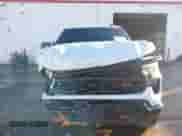 2022 Chevrolet Silverado 1500 Custom Trail Boss z VIN 3GCPDCEDXNG573426, wystawiony jako IAAI lot #41034684 z przebiegiem 29 033 mil mil oraz . Historia ofert i sprzedaży dostępna na DreamBid. Obrazek 6.