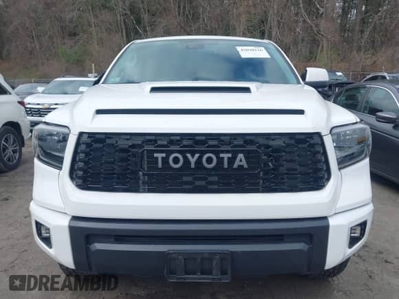 2021 Toyota Tundra SR5 with VIN 5TFDY5F13MX029741, listed as a IAAI auction lot 42030116 with 110,894 mi miles and . Bid and sale history available at DreamBid. Image 12.