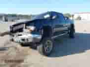 2004 Chevrolet Silverado 2500HD LS с VIN 1GCHK23U84F116654, выставлен на аукционе IAAI как лот 41585215 с пробегом 141 618 миль миль и . История ставок и продаж доступна на DreamBid. Изображение 17.