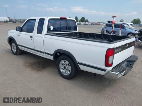 1998 Nissan Frontier XE with VIN 1N6DD26S5WC317688, listed as a IAAI auction lot 43268491 with 188,037 mi miles and . Bid and sale history available at DreamBid. Image 3.