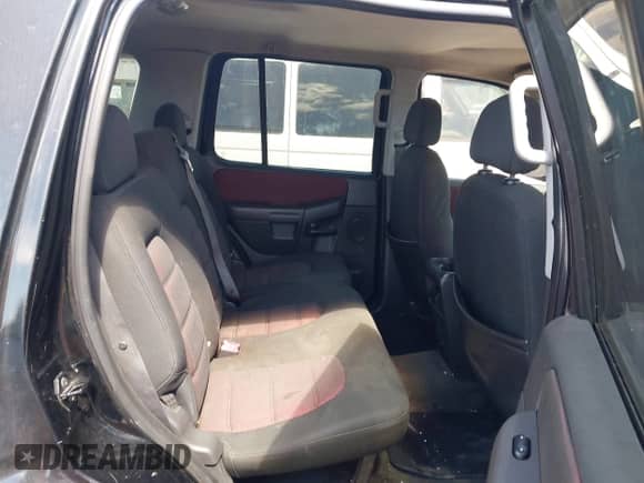 2005 Ford Explorer XLT with VIN 1FMZU73W25UA54769, listed as a IAAI auction lot 43304452 with 214,187 mi miles and . Bid and sale history available at DreamBid. Image 8.