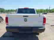 2022 Ram 1500 Tradesman z VIN 3C6RR7KG7NG331765, wystawiony jako IAAI lot #42050176 z przebiegiem 30 127 mil mil oraz . Historia ofert i sprzedaży dostępna na DreamBid. Obrazek 17.