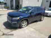 2021 Jeep Compass Latitude z VIN 3C4NJCBB8MT509295, wystawiony jako Copart lot #61802105 z przebiegiem Nie podano mil oraz Szkoda całkowita • Salvage title. Historia ofert i sprzedaży dostępna na DreamBid. Obrazek 1.
