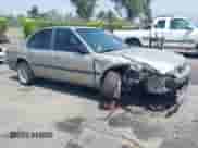 1992 Honda Accord with VIN JHMCB7676NC061474, listed as a IAAI auction lot 42734123 with 179,016 mi miles and . Bid and sale history available at DreamBid. Image 1.