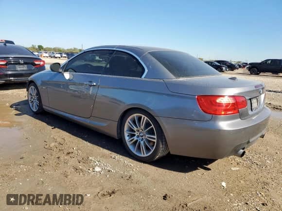 2012 BMW 3 Series 335i с VIN WBADX7C58CE744673, выставлен на аукционе Copart как лот 90449645 с пробегом 124 110 миль миль и Списание • Salvage title. История ставок и продаж доступна на DreamBid. Изображение 2.