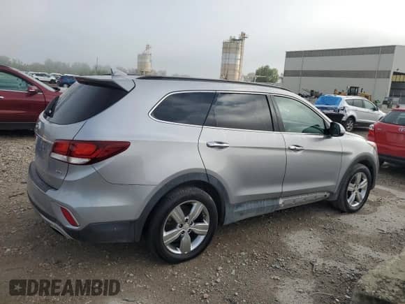 2017 Hyundai Santa Fe SE z VIN KM8SNDHF2HU234313, wystawiony jako Copart lot #81275945 z przebiegiem 136 638 mil mil oraz Czysty tytuł • Clean title. Historia ofert i sprzedaży dostępna na DreamBid. Obrazek 3.