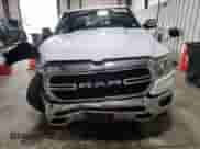 2022 Ram 1500 Lone Star z VIN 1C6RREBT3NN124878, wystawiony jako Copart lot #51760095 z przebiegiem 51 988 mil mil oraz Szkoda całkowita • Salvage title. Historia ofert i sprzedaży dostępna na DreamBid. Obrazek 5.