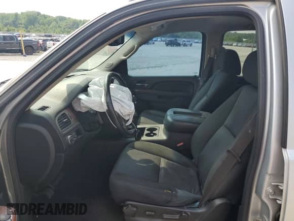 2012 Chevrolet Suburban LS с VIN 1GNSCHE00CR259943, выставлен на аукционе Copart как лот 59491985 с пробегом 230 481 миль миль и Списание • Salvage title. История ставок и продаж доступна на DreamBid. Изображение 7.