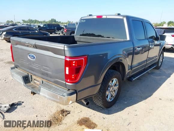 2021 Ford F-150 XL с VIN 1FTEW1CB8MFA73885, выставлен на аукционе IAAI как лот 43122913 с пробегом 70 047 миль миль и . История ставок и продаж доступна на DreamBid. Изображение 4.